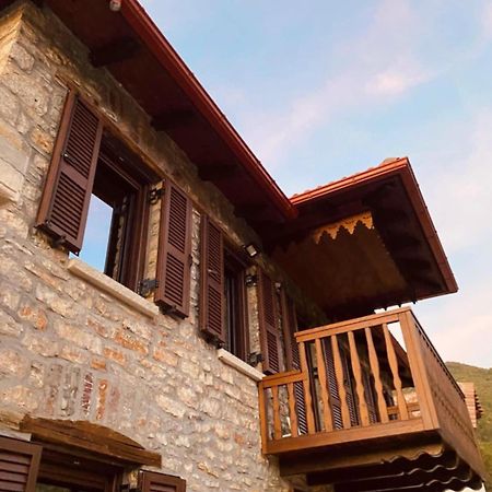 Guesthouse Amalia Kalesmenon Экстерьер фото
