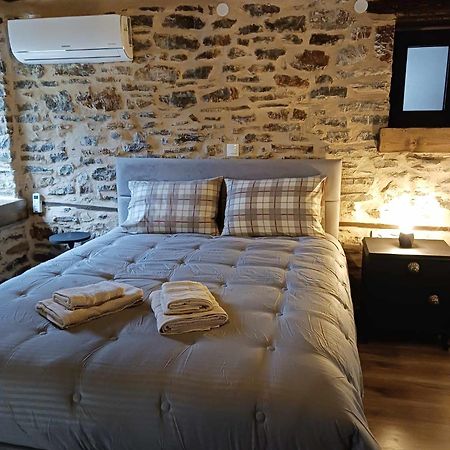 Guesthouse Amalia Kalesmenon Экстерьер фото