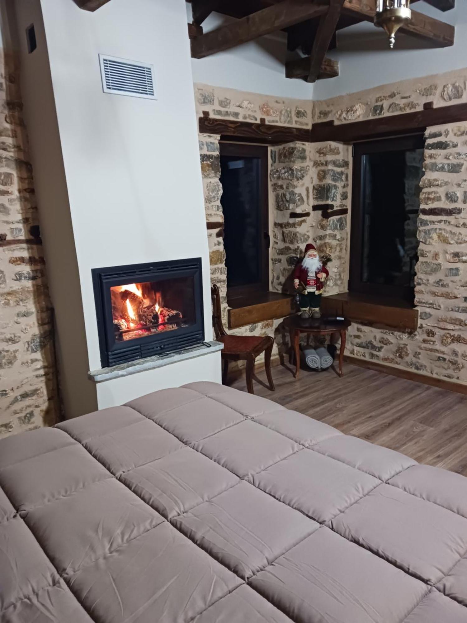 Guesthouse Amalia Kalesmenon Экстерьер фото