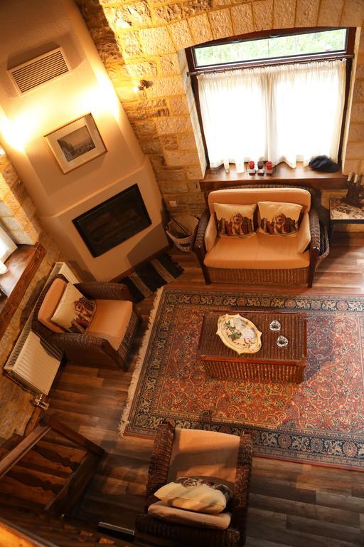 Guesthouse Amalia Kalesmenon Экстерьер фото